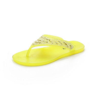 Γυναικείες σαγιονάρες με χάντρες