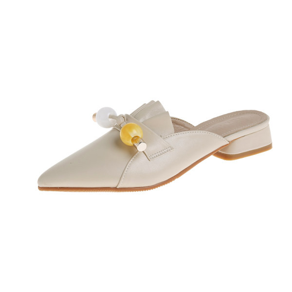 Papuci de damă ascuțiți din piele artificială cu elemente 3D