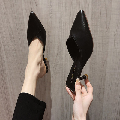 Papuci de dama din piele cu toc inalt - model ascutit