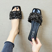 Papuci de dama in negru cu margele