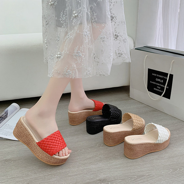 Papuci casual dama din imitatie de piele cu platforma