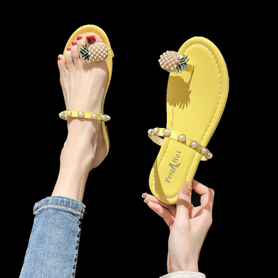 Model nou de papuci de dama cu element 3D potrivit pentru vara