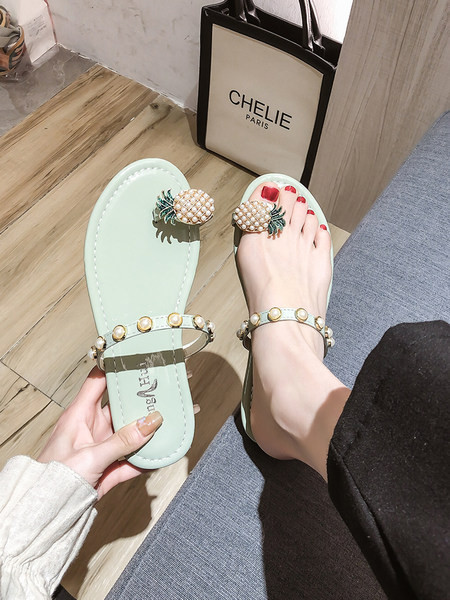 Model nou de papuci de dama cu element 3D potrivit pentru vara