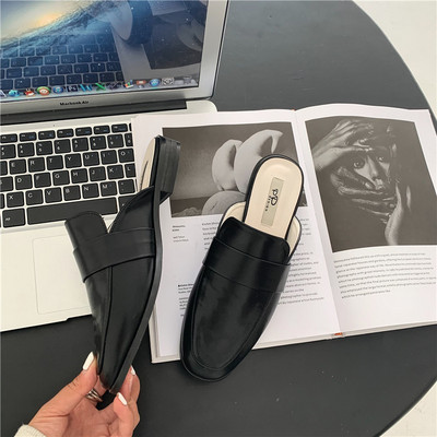 Νέο μοντέλο παιδικές γυναικείες δερμάτινες παντόφλας