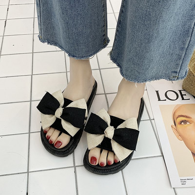 Καθημερινές γυναικείες παντόφλες με κορδέλα και επίπεδη σόλα