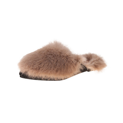 Γυναικείες παντόφλες  μυτερό μοντέλο