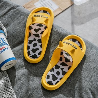 Ženske casual papuče sa animal printom i 3D elementima