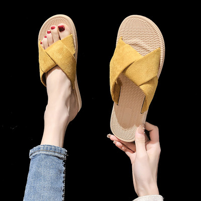 Γυναικείες casual παντόφλες από οικολογικό σουέτ με επίπεδη σόλα