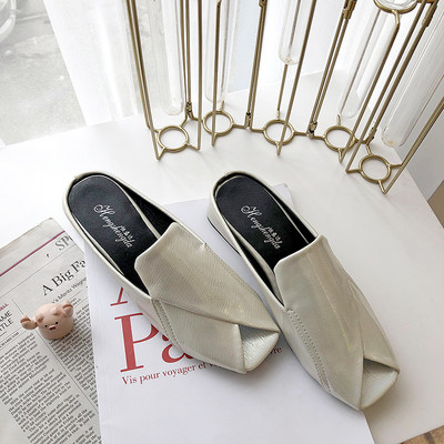 Γυναικείες παντόφλες από οικολογικό δέρμα με επίπεδη σόλα