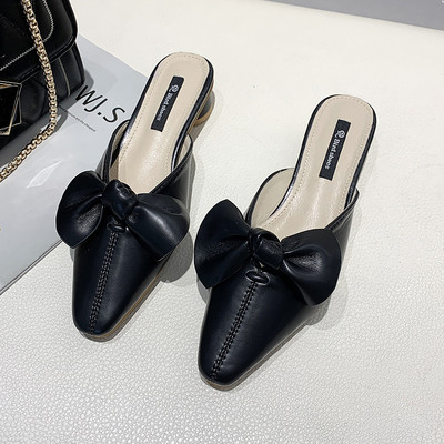 Γυναικείες μυτερές παντόφλες με κορδέλα