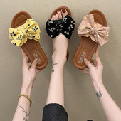 Papuci de dama actuali cu panglica colorata