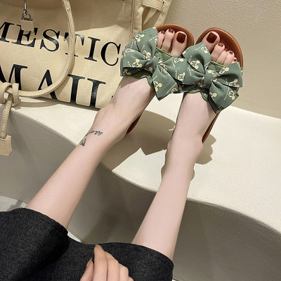 Papuci de dama actuali cu panglica colorata