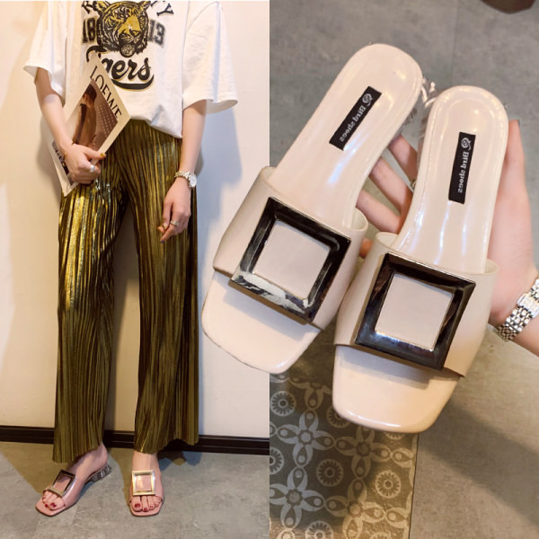 Papuci casual cu catarama metalica