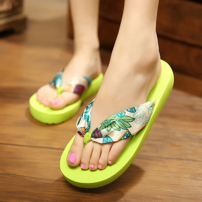 Papuci casual de dama cu model floral