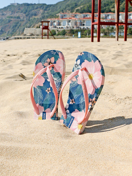 Papuci casual dama cu model floral in doua culori