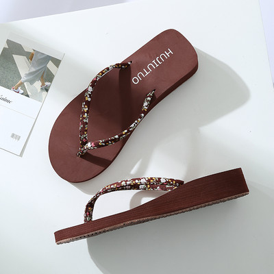 Καθημερινές  γυναικείες παντόφλες  - διάφορα μοντέλα