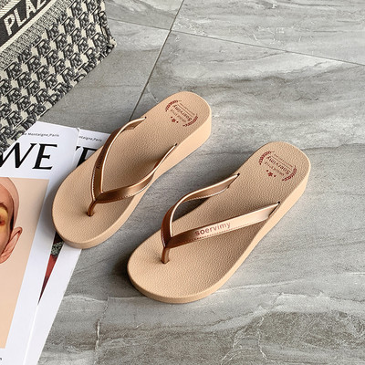 Γυναικεία casual σαγιονάρες κατάλληλα για την παραλία