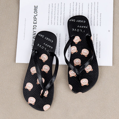 Νέο μοντέλο γυναικείες παντόφλες με επίπεδη σόλα κατάλληλες για το καλοκαίρι