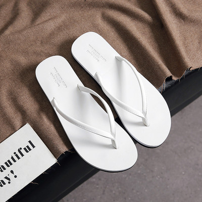 Γυναικείες σαγιονάρες σε τέσσερα χρώματα με επιγραφή