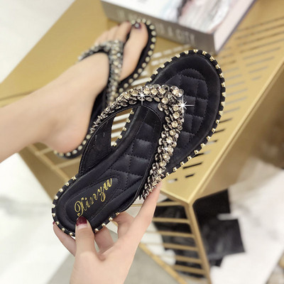 Παντόφλες μοντέρνες γυναικείς  διακοσμημένες με πέτρες