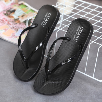 Γυναικείες σαγιονάρες - δύο μοντέλα