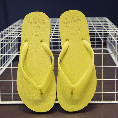 Γυναικείες σαγιονάρες σε διάφορα χρώματα