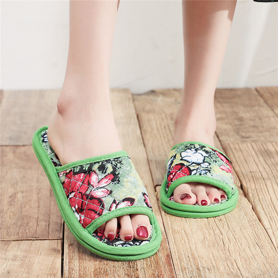 Παντόφλες casual γυναίκες με χρωματιστό μοτίβο σε διαφορετικά χρώματα