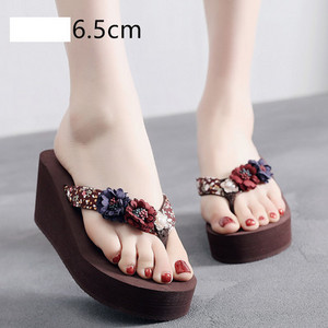 Παντόφλες μοντέρνες γυναίκες με τρισδιάστατο στοιχείο - διάφορα χρώματα