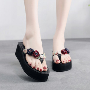 Παντόφλες μοντέρνες γυναίκες με τρισδιάστατο στοιχείο - διάφορα χρώματα