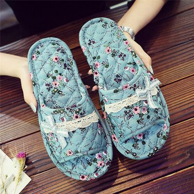 Papuci de vara de dama cu model floral si talpa plata