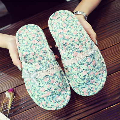 Papuci de vara de dama cu model floral si talpa plata