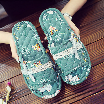 Papuci de vara de dama cu model floral si talpa plata