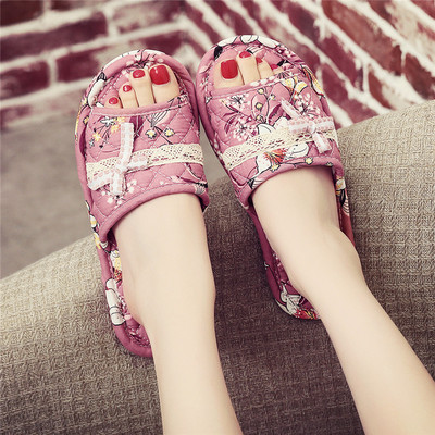 Papuci de vara de dama cu model floral si talpa plata