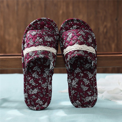 Papuci de vara de dama cu model floral si talpa plata