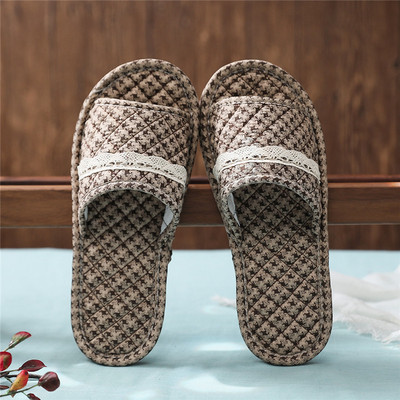 Papuci de vara de dama cu model floral si talpa plata