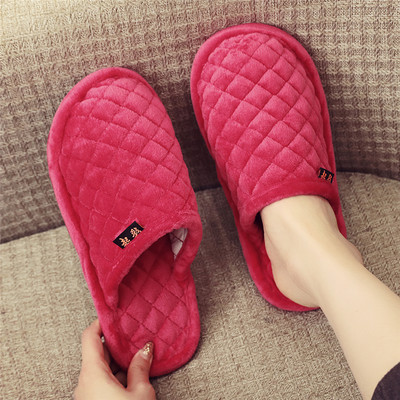 Model nou de papuci de dama in mai multe culori