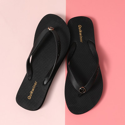 Casual καουτσούκ σαγιονάρες με μεταλλική διακόσμηση