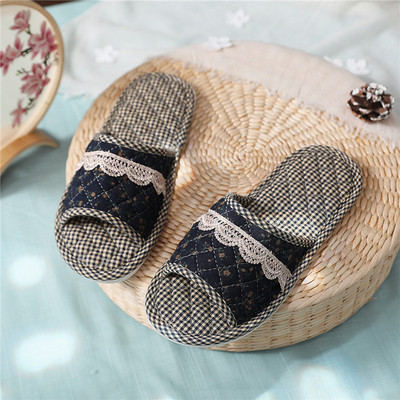 Papuci de damă colorați cu talpă plată