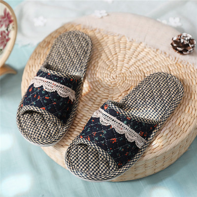 Papuci de damă colorați cu talpă plată