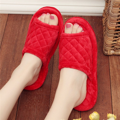 Νέο μοντέλο γυναικείες παντόφλες σε διαφορετικά χρώματα