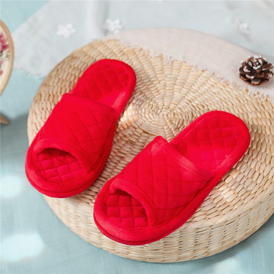 Νέο μοντέλο γυναικείες παντόφλες σε διαφορετικά χρώματα