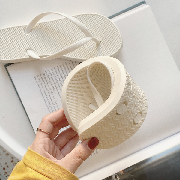 Papuci casual de damă prin deget - în alb și negru