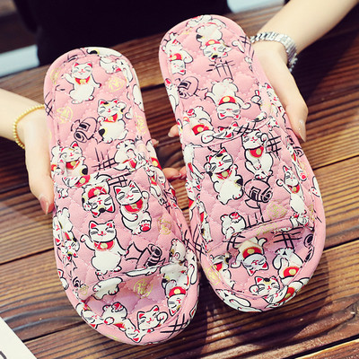 Γυναικείες παντόφλες με χρωματιστό μοτίβο σε διάφορα χρώματα