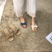 Novi model ženskih papuča sa trakom - u tri boje