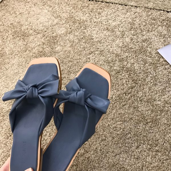 Novi model ženskih papuča sa trakom - u tri boje