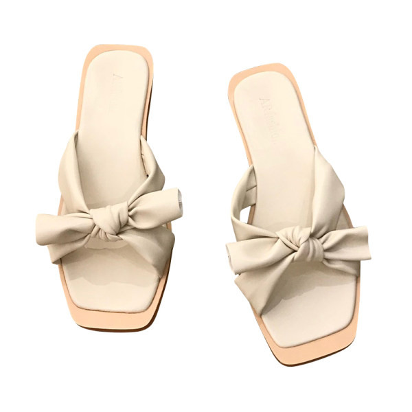 Novi model ženskih papuča sa trakom - u tri boje