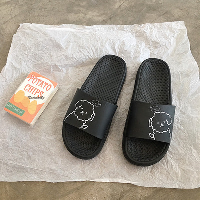 Παντόφλες casual γυναικέιες με απλικέ - επίπεδη σόλα