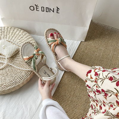 Papuci moderni de dama cu bretele colorate si talpa plata