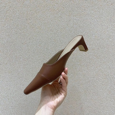 Γυναικείες έκο δερμάτινες παντόφλες-ρετρό στιλ