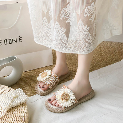 Papuci casual de dama cu margareta si talpa plata